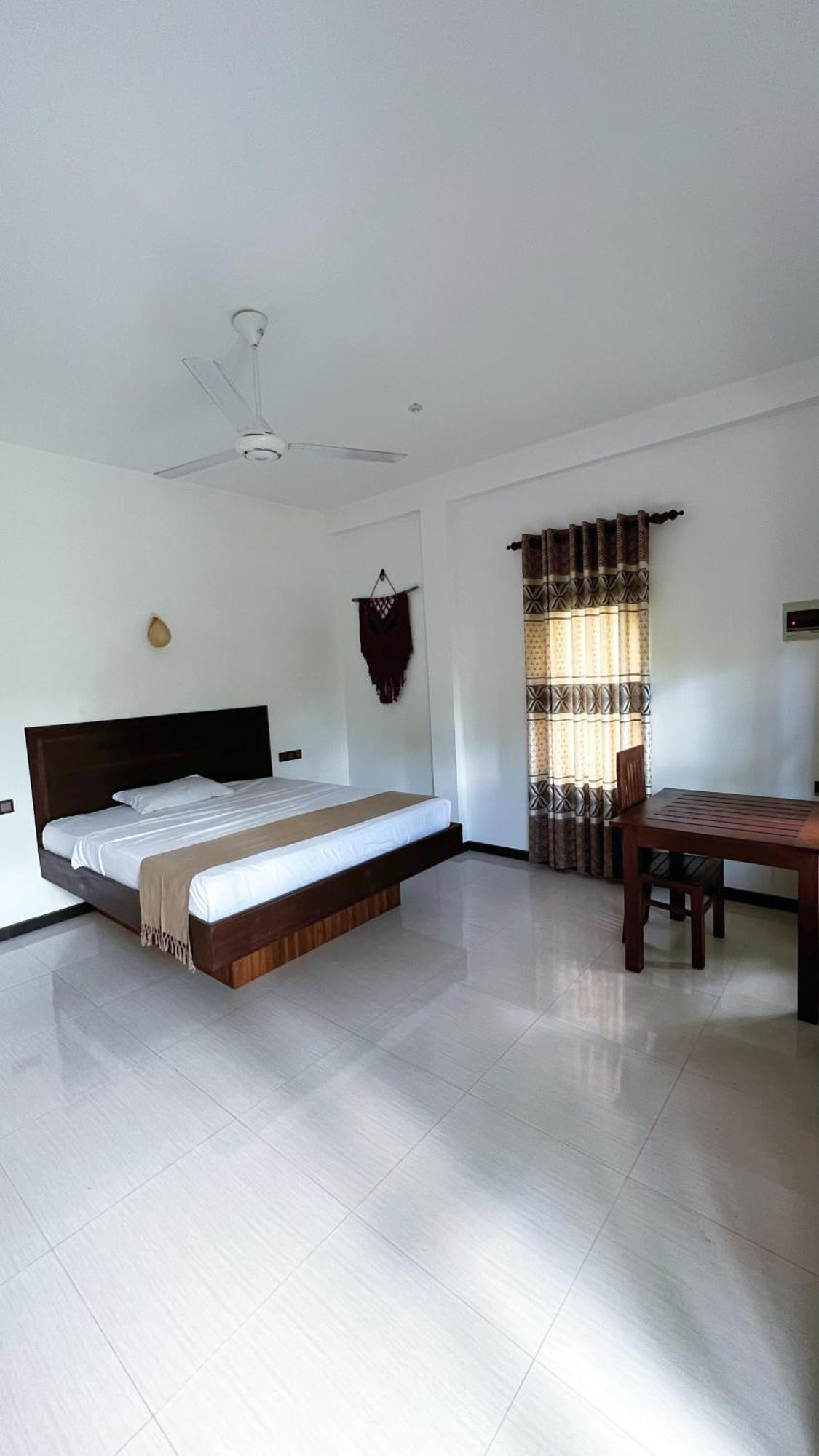 The Lookout Lodge Tangalle Exteriör bild