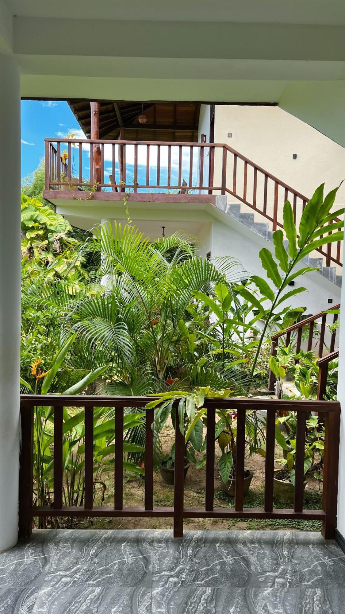 The Lookout Lodge Tangalle Exteriör bild
